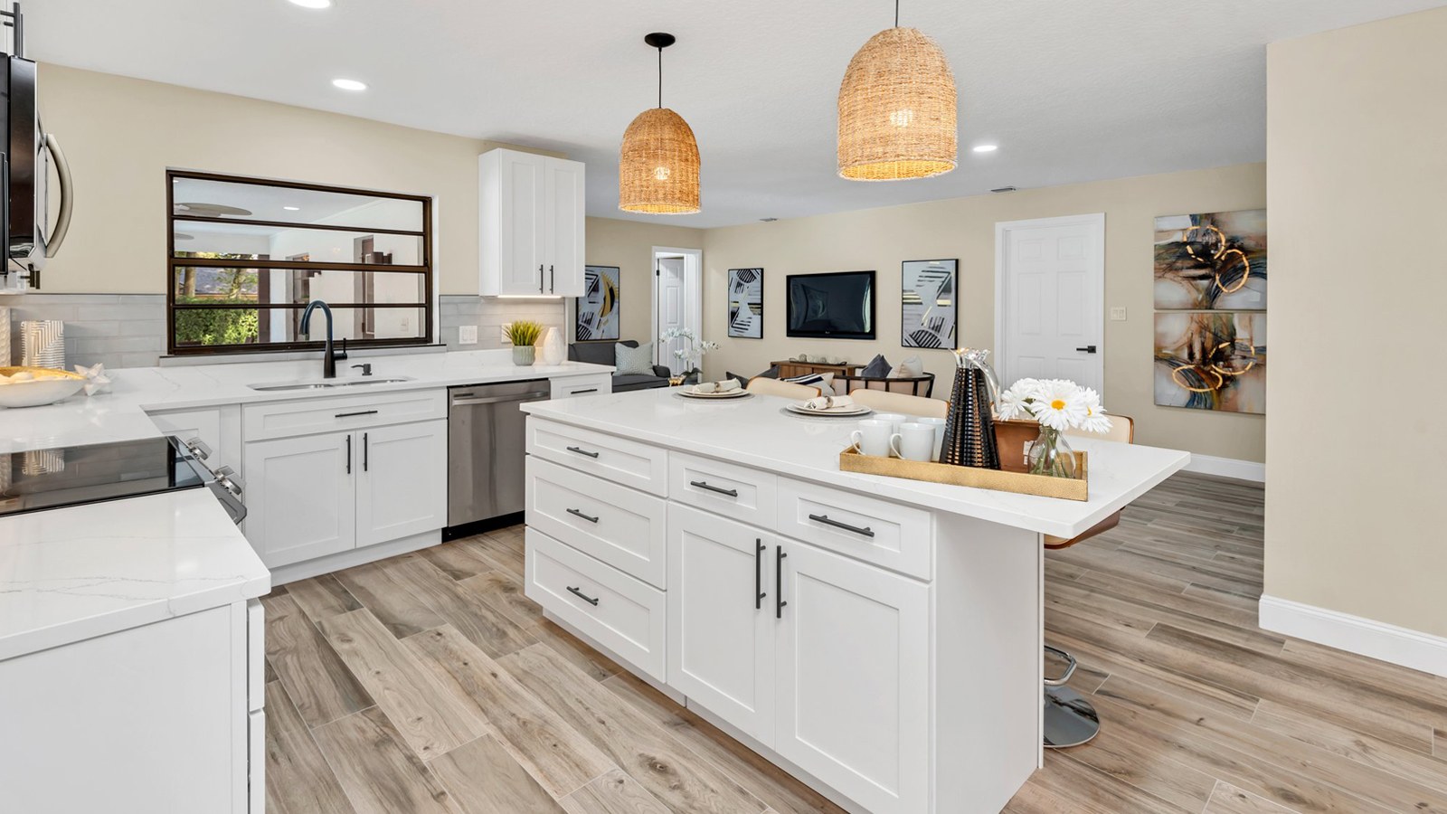 Maximize Your Kitchen Storage With These Cabinet Layout Ideas